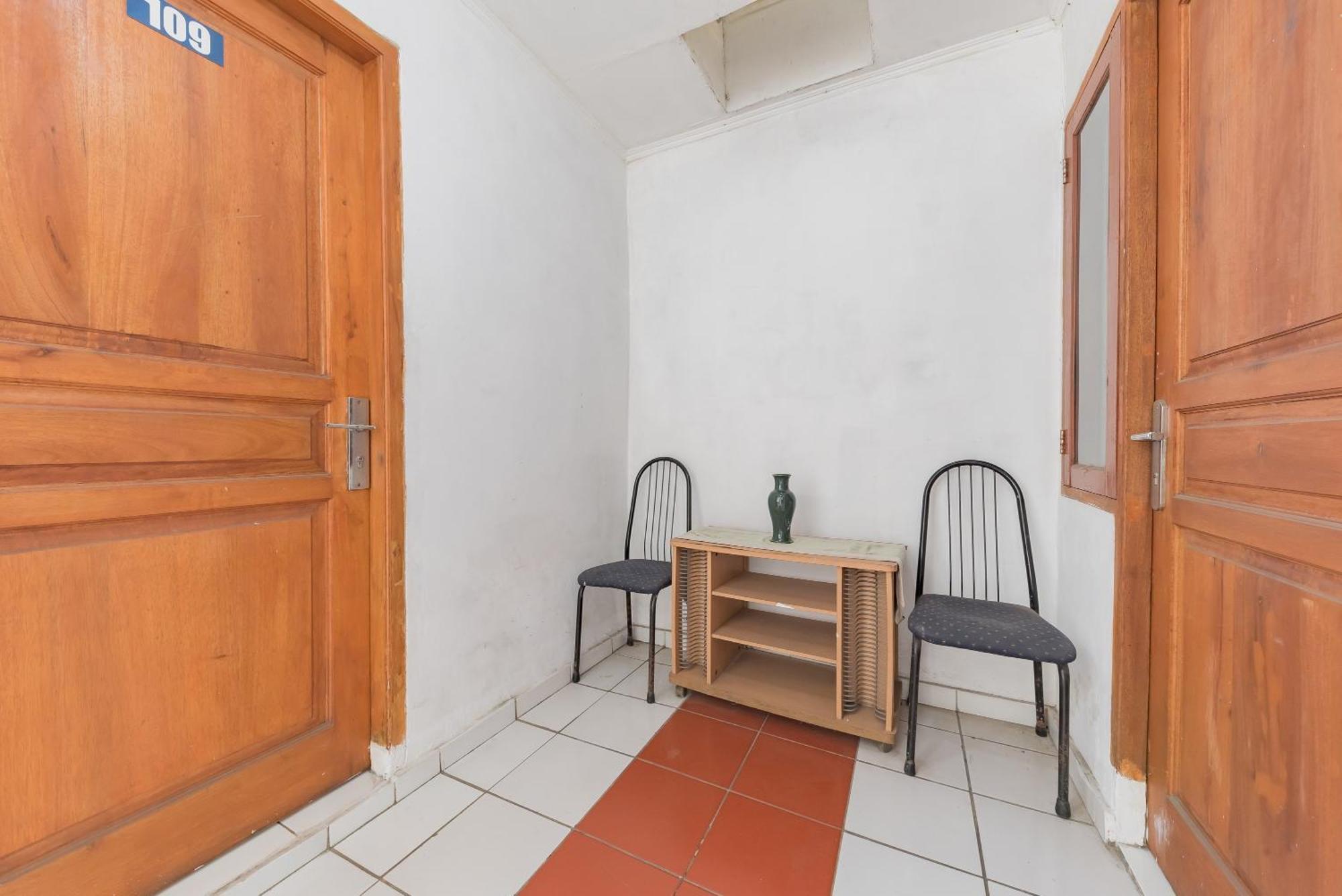 Reddoorz Syariah @ Jl Raya Sukabumi Otel Sukaraja  Dış mekan fotoğraf